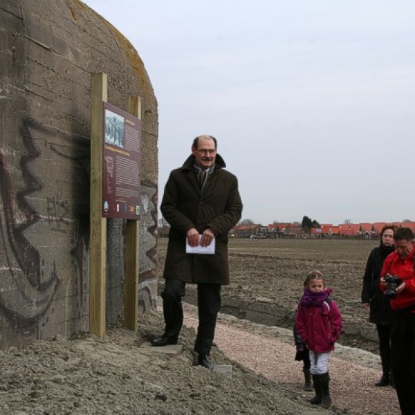 De officiele opening door gedeputeerde Hamelink.