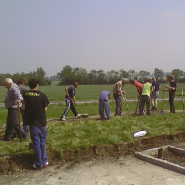 Het was misschien wel een beetje te warm voor dit zware werk.