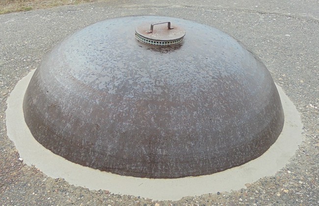 Er wordt ook wat gedaan aan de vochtregulatie in de bunker. Het ventilatiegat zal worden gesloten.